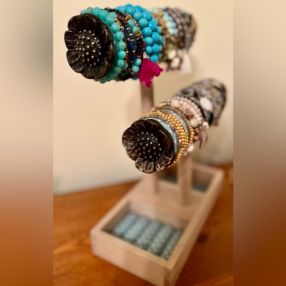 Jewelry Stand Bracelet Holder 16 Stretch Bracelets Jewelry Display Organize Sets - Picture 7 of 7